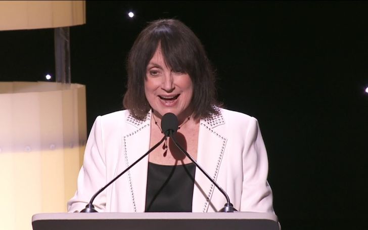 What is Merrill Markoe Net Worth in 2021? Here's All the Detail